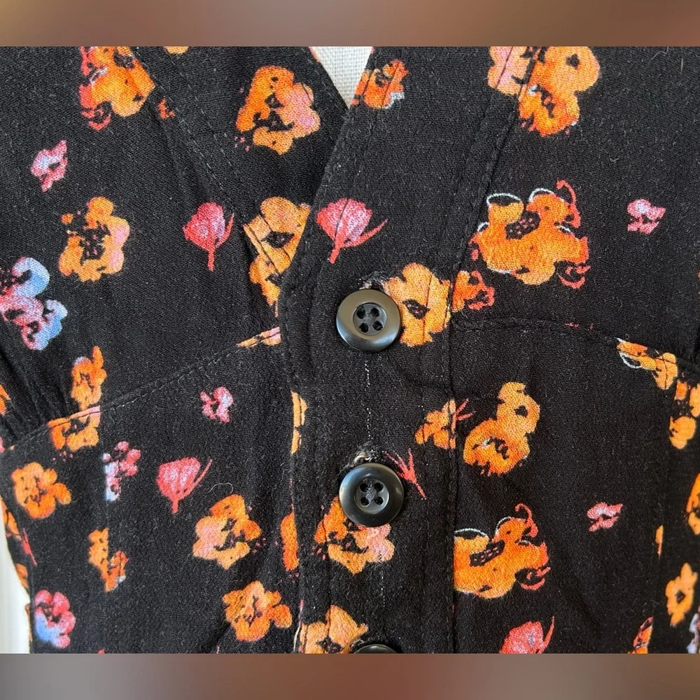 Free People Women’s V-Neck Floral‎ Belted Romper Size 2